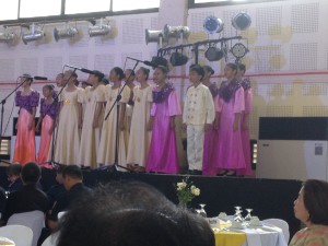 The Loboc Children's Choir singing crowd favorite Boholano folk songs.