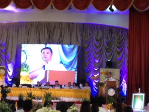 1st Congressional District-Bohol Representative Rene L. Relampagos delivering his message to Boholanos.