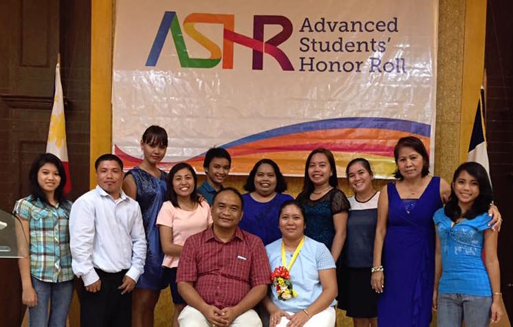 The Kumon K of C Staff headed by Dr. Elva Evasco-Auza (front, R)