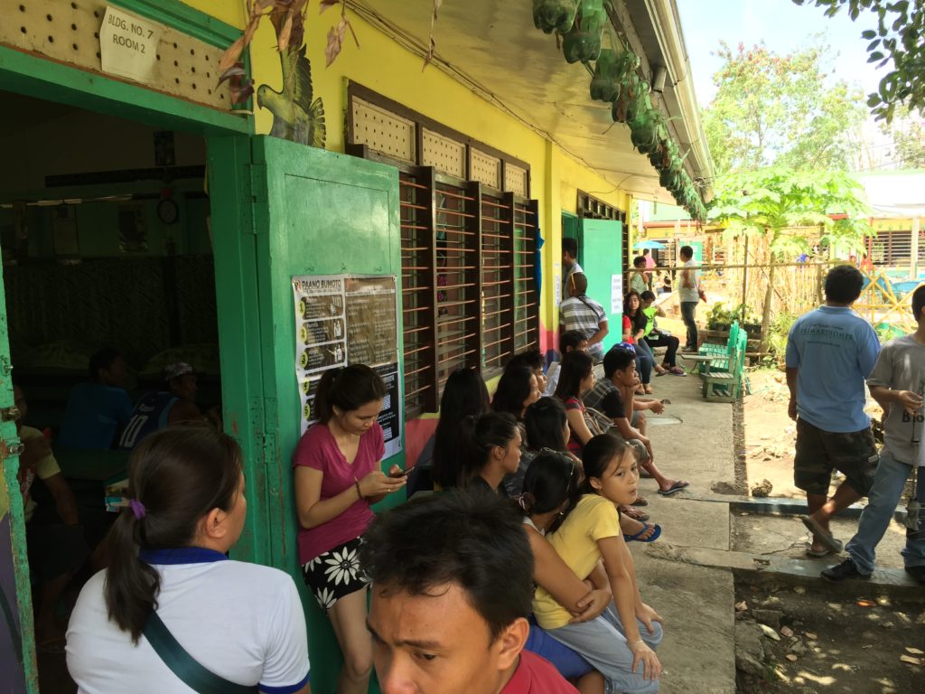 Ubujan Elementary school queue efficient at 11:00AM